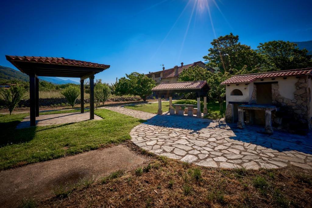 La Canada Del Valle Del Jerte Navaconcejo Kültér fotó